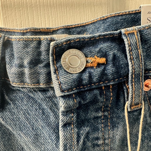 MANGO | Women's Blue Distressed Hailey Frayed Mid rise Denim Shorts - Size 1 - Picture 8 of 14